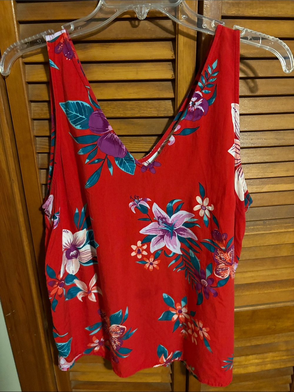 Old Navy Red Floral Scoop Neck Tank